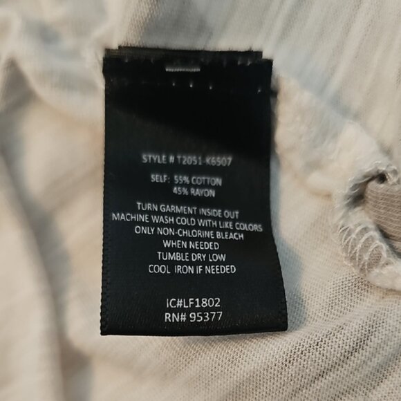 Camouflage V-Neck Women Top - Picture 4 of 4